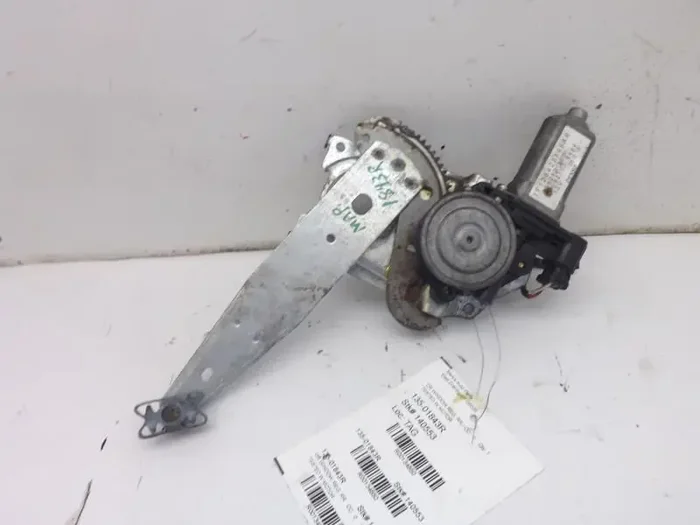 REAR WINDOW REGULATOR Taurus Sable 1996 96 1997 97 98 99 00 – 07 Right – MRK134850
