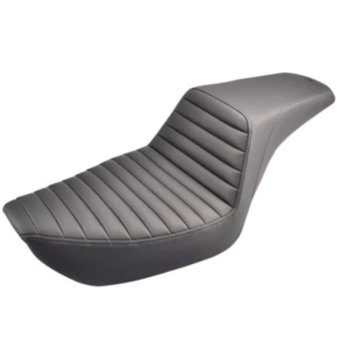 Saddlemen Step Up Seat – Tuck and Roll – Dyna 896-04-171