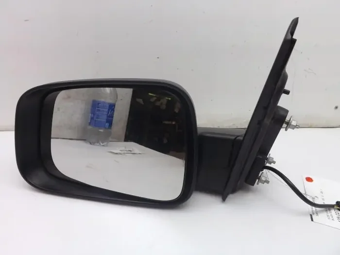 SIDE VIEW DOOR MIRROR Chevrolet HHR 06 07 08 09 10 11 Left – MRK119189