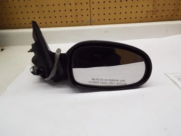 SIDE VIEW MIRROR Concorde Vision Intrepid 94 95 96 97 Right – MRK110613