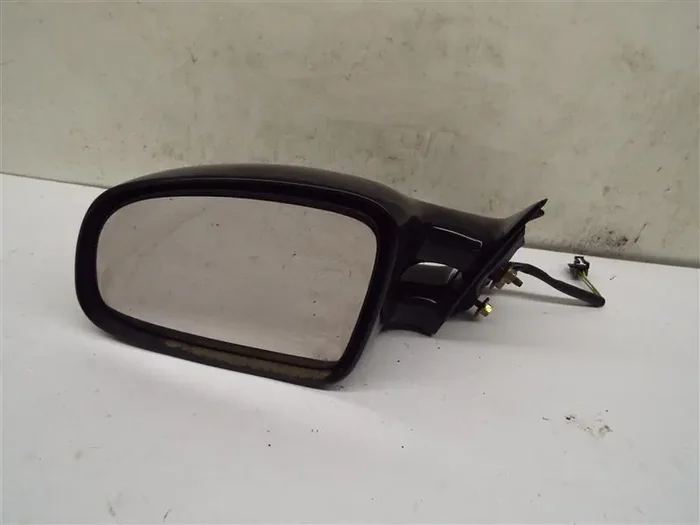 SIDE VIEW MIRROR Grand Prix 1997 97 1998 98 1999 99 00 01 02 03 Left – MRK219574