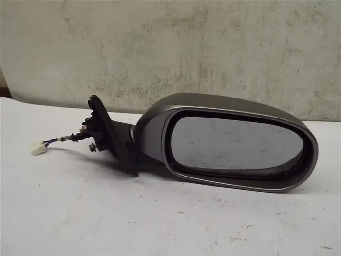 Side View Mirror Infiniti G35 2003 03 04 05 06 Right – MRK227095