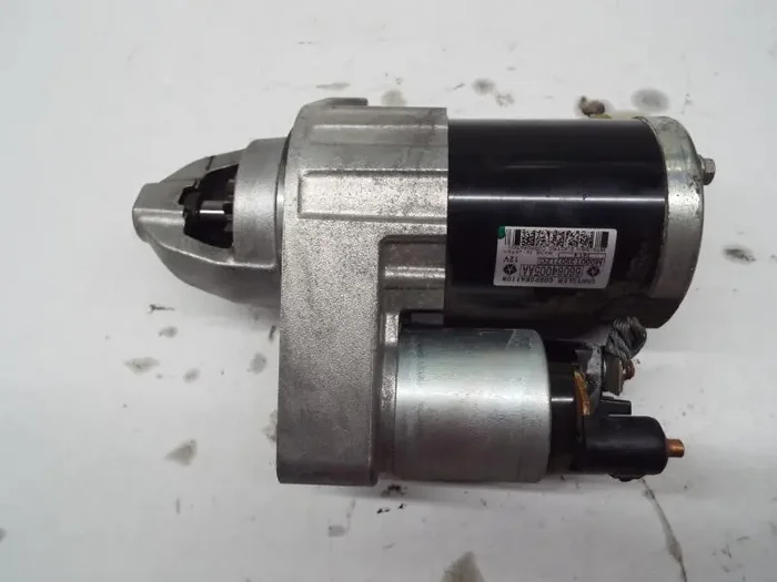 Starter Motor Mercedes-Benz 200 2015 – MRK241338