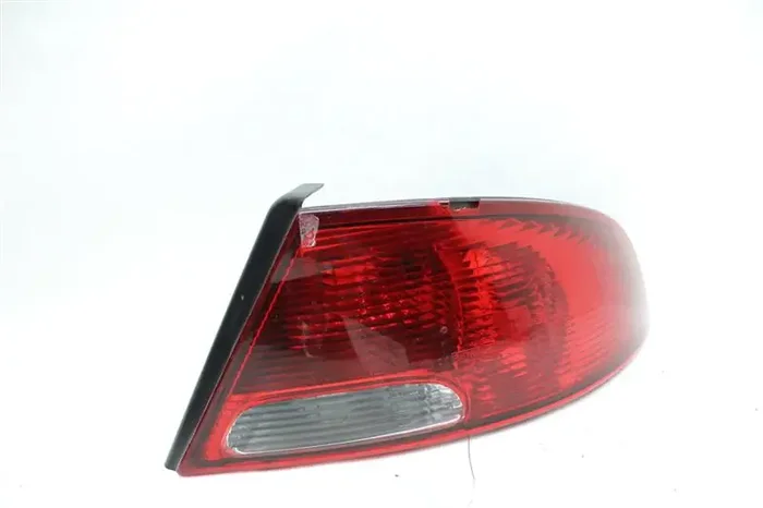 TAIL LIGHT LAMP ASSEMBLY Dodge Stratus 01 02 03 04 05 06 Right – 986451