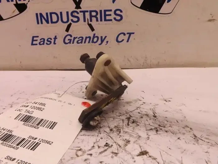 Windshield Wiper Transmission Subaru Impreza 1997 – MRK89408