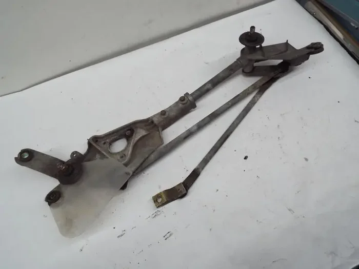 WIPER TRANSMISSION Infiniti G35 2003 03 2004 04 – MRK235855