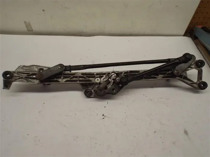 WIPER TRANSMISSION Lexus LS400 1990 90 1991 91 92 93 94 – MRK203206