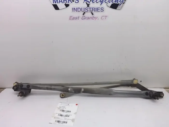 WIPER TRANSMISSION Yukon XL Silverado Avalanche 1999 99 2000 00 01 – 03 – MRK116849