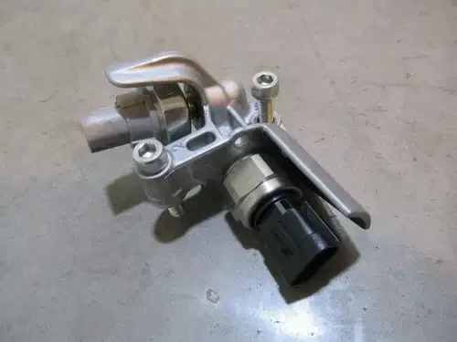 Yamaha SR Viper MTX 1000 Oil Pressure Sensor Switch 2015