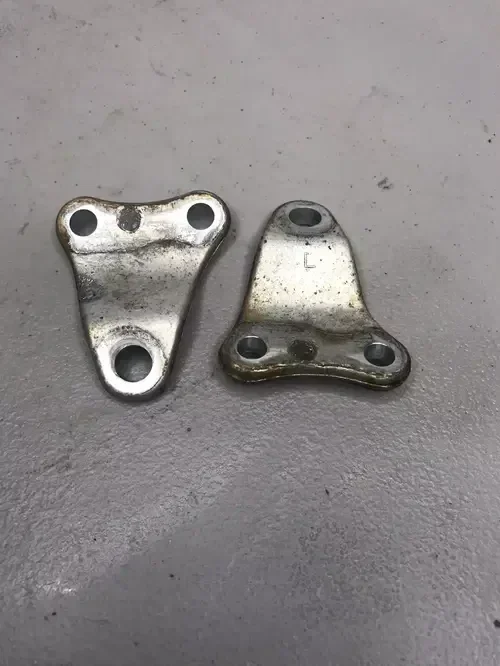 Yz250f Front Lower Motor Mount Bracket Plate Bolts 2007 *